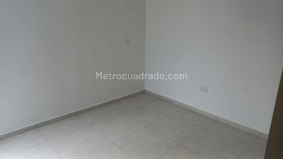 Apartamento de 3 alcobas en venta en Cerritos, Pereira, 78 m² · foto 7 de 15