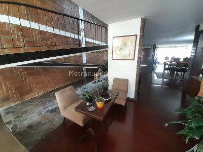 Casa en arriendo en Palogrande, Manizales · foto 2 de 20