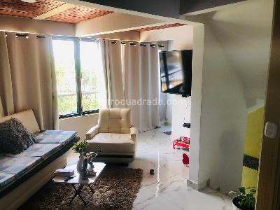 Casa en venta en Parque Industrial, Pereira · foto 2 de 20