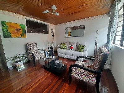 Casa en venta en Las Americas, Manizales · foto 2 de 20