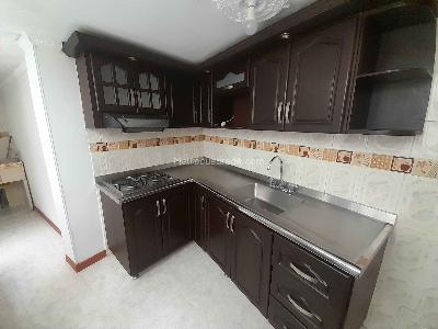 Apartamento de 2 alcobas en venta en Avenida Santander, Manizales, 79 m² · foto 9 de 20