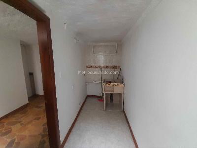 Apartamento de 2 alcobas en venta en Avenida Santander, Manizales, 79 m² · foto 10 de 20