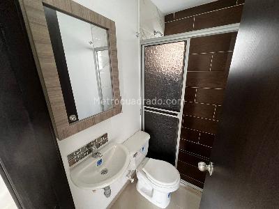 Apartamento de 3 alcobas en arriendo en Comuna Cuba/Cuba, Pereira, 48 m² · foto 14 de 20