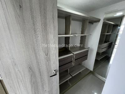 Apartamento en venta en Pinares, Pereira · foto 9 de 20