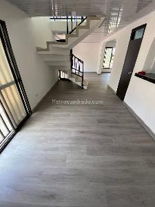 Casa en venta en Comuna Olimpica/Obelisco De La Villa, Pereira · foto 3 de 16