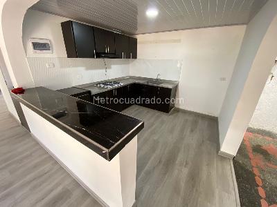 Casa en venta en Comuna Olimpica/Obelisco De La Villa, Pereira · foto 4 de 16