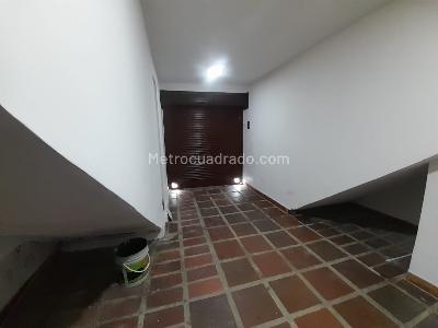 Casa de 3 alcobas en venta en Las Americas, Manizales, 268 m² · foto 8 de 20