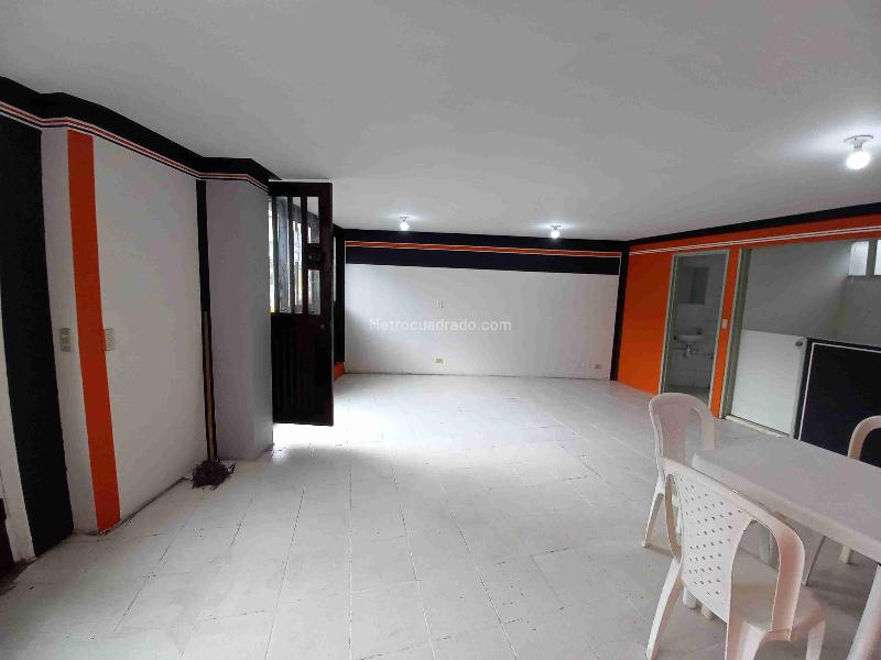 Local Comercial en Arriendo, Velez, Manizales - Mehr