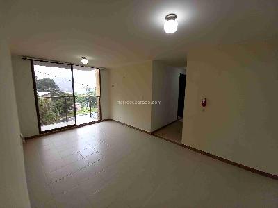 Apartamento en venta en Nogales, Manizales · foto 3 de 18
