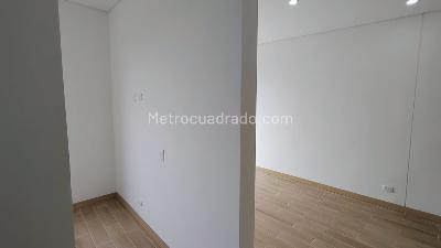 Apartamento en venta en La Francia, Manizales · foto 7 de 14