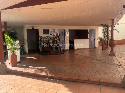 Apartamento en venta en Pinares, Pereira · foto 9 de 12