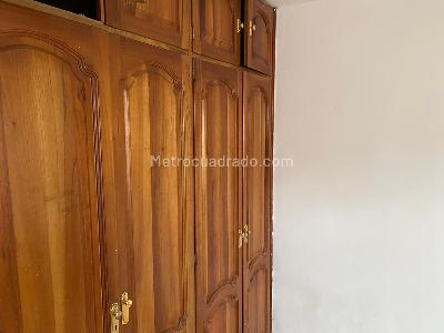 Casa en venta en La Victoria, Pereira · foto 2 de 17