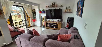 Casa de 5 alcobas en venta en 25 De Mayo, Armenia, 215 m² · foto 11 de 20