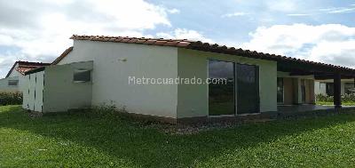 Casa de 3 alcobas en venta en Via Aeropuerto El Eden, Armenia, 150 m² · foto 3 de 20