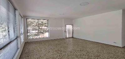 Casa de 5 alcobas en arriendo en Los Alpes, Pereira, 280 m² · foto 4 de 20