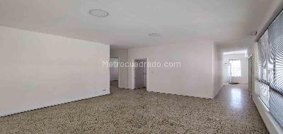 Casa de 5 alcobas en arriendo en Los Alpes, Pereira, 280 m² · foto 5 de 20