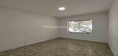 Casa de 5 alcobas en arriendo en Los Alpes, Pereira, 280 m² · foto 10 de 20