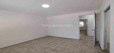 Casa de 5 alcobas en arriendo en Los Alpes, Pereira, 280 m² · foto 13 de 20