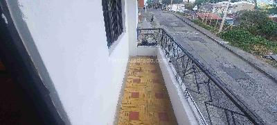 Casa de 5 alcobas en venta en Uribe, Armenia, 288 m² · foto 2 de 20