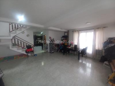 Casa de 3 alcobas en venta en Niagara, Armenia, 95 m² · foto 11 de 20