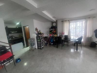 Casa de 3 alcobas en venta en Niagara, Armenia, 95 m² · foto 13 de 20