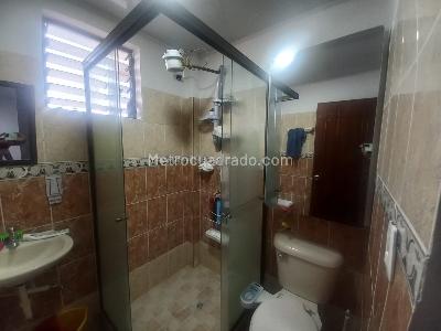 Casa de 3 alcobas en venta en Niagara, Armenia, 95 m² · foto 14 de 20