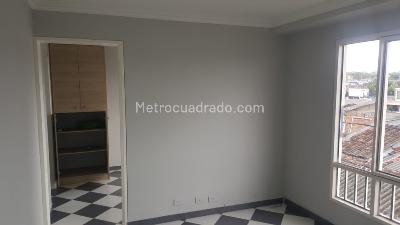 Casa de 5 alcobas en venta en Manantiales, Armenia, 220 m² · foto 2 de 16