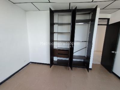 Apartamento de 3 alcobas en venta en Comuna El Jardin/Avenida Sur, Pereira, 86 m² · foto 3 de 18