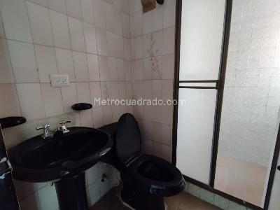 Apartamento de 3 alcobas en venta en Comuna El Jardin/Avenida Sur, Pereira, 86 m² · foto 13 de 18