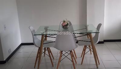 Apartamento de 2 alcobas en venta en Belmonte Bajo, Pereira, 68 m² · foto 2 de 9