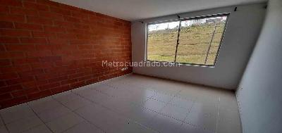 Apartamento de 3 alcobas en venta en Campohermoso, Manizales, 62 m² · foto 13 de 16