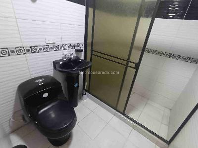 Casa de 5 alcobas en venta en Popular, Armenia, 450 m² · foto 13 de 20