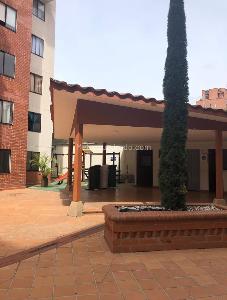 Apartamento en venta en Pinares, Pereira · foto 2 de 10