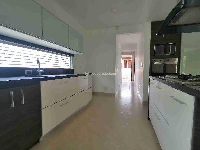 Casa de 5 alcobas en venta en Cerritos, Pereira, 400 m² · foto 7 de 20