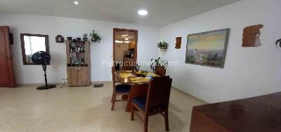 Apartamento en venta en Los Rosales, Manizales · foto 3 de 20