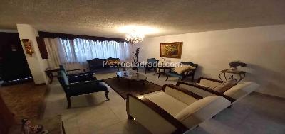 Casa en venta en Leonora, Manizales · foto 2 de 20