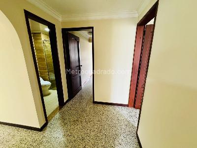 Apartamento de 3 alcobas en venta en Los Alpes, Pereira, 133 m² · foto 6 de 17