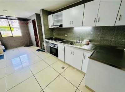 Apartamento de 3 alcobas en venta en Los Alpes, Pereira, 133 m² · foto 15 de 17