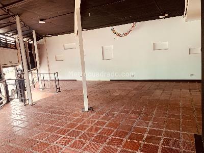 Casa de 5 alcobas en venta en Avenida Centenario, Armenia, 900 m² · foto 11 de 20