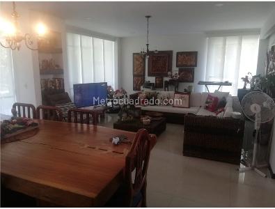 Casa de 5 alcobas en venta en Pantanillo, Bogotá, 312 m² · foto 3 de 11