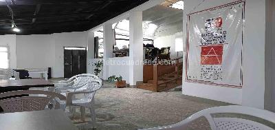 Casa de 5 alcobas en venta en Av Bolivar, Armenia, 422 m² · foto 5 de 20