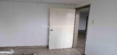 Casa de 5 alcobas en venta en Av Bolivar, Armenia, 422 m² · foto 19 de 20