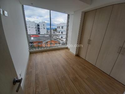Apartamento en venta en Chipre, Manizales · foto 8 de 20