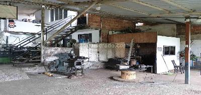 Casa de 5 alcobas en venta en Arenales, Armenia, 396 m² · foto 2 de 6