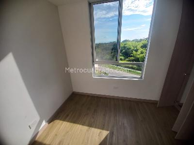 Apartamento en venta en Pinares, Pereira · foto 9 de 20