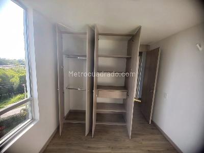 Apartamento en venta en Pinares, Pereira · foto 11 de 20