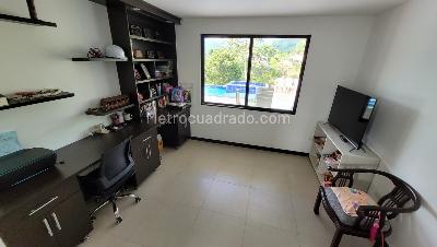 Casa de 4 alcobas en venta en Condina, Pereira, 450 m² · foto 14 de 20