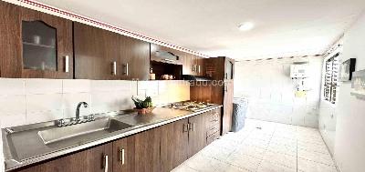 Apartamento de 4 alcobas en venta en La Aurora, Pereira, 85 m² · foto 12 de 17