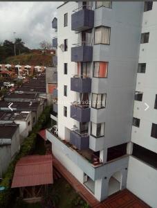 Apartamento de 3 alcobas en venta en Belmonte Bajo, Pereira, 70 m² · foto 15 de 18