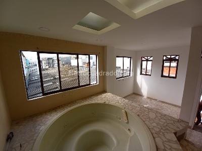 Casa en venta en Guayacanes, Manizales · foto 2 de 20